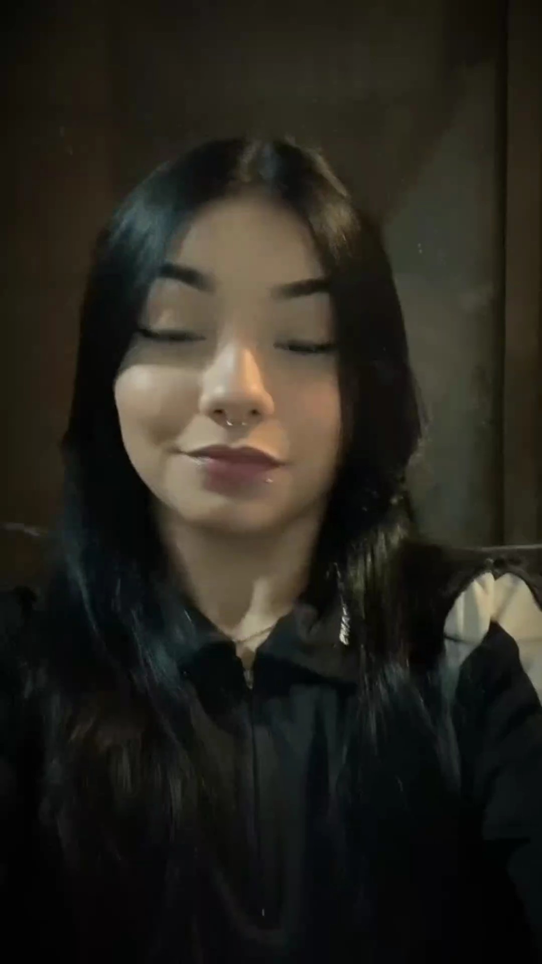 ela...