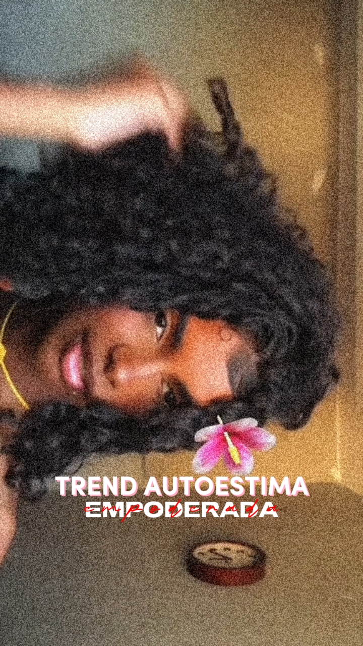 ELA É EMPODERADA 🎀