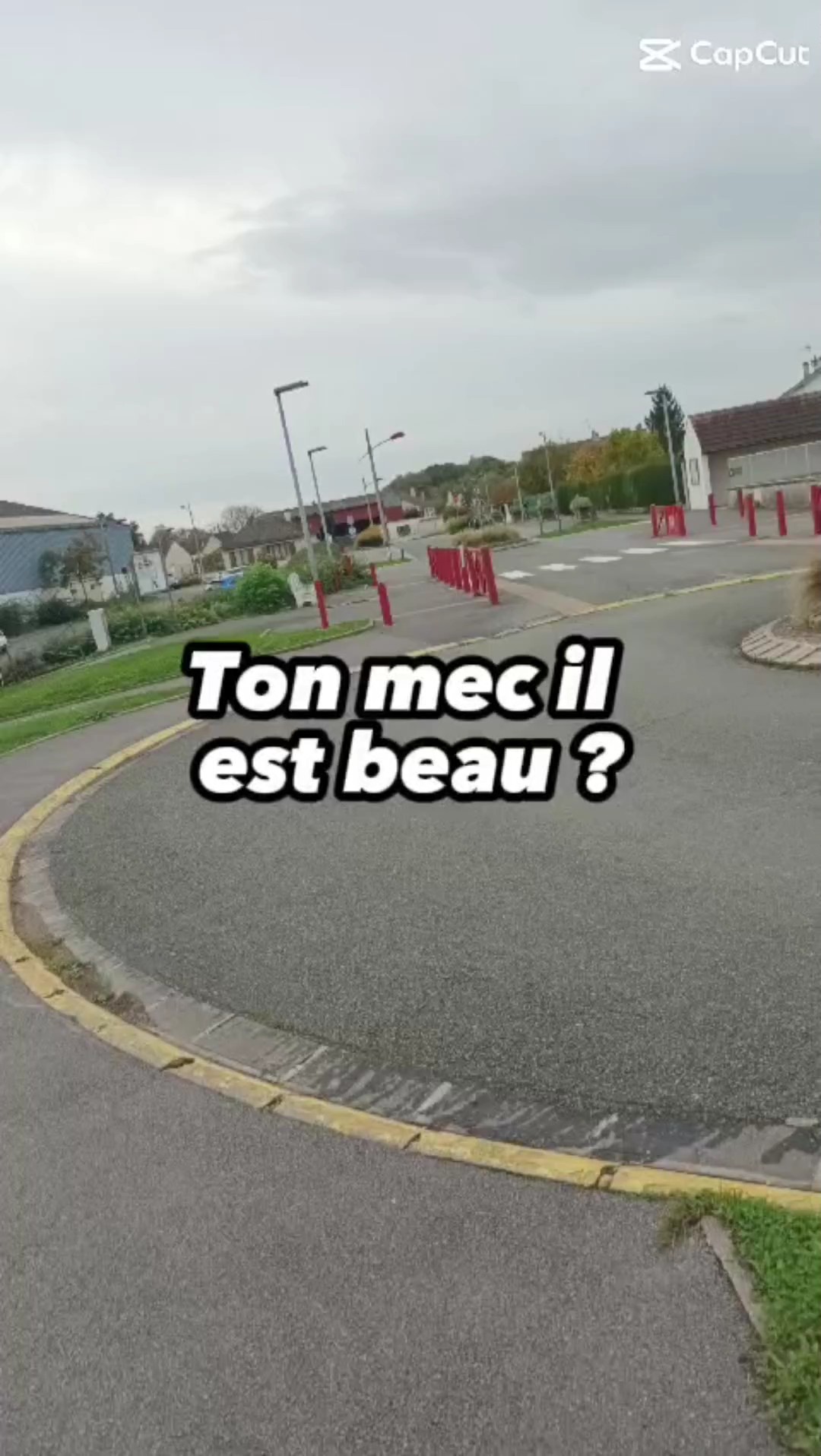 Ton mec il est beau?