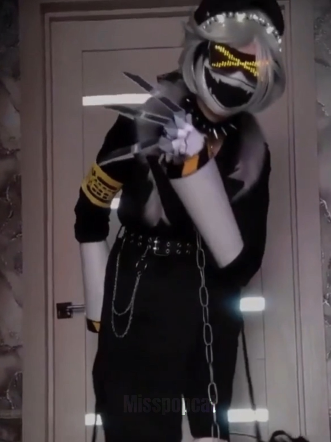 NOT MY COSPLAY BUT
